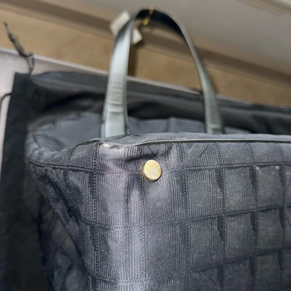 CHANEL BLACK RARELY - Picture 10 of 12